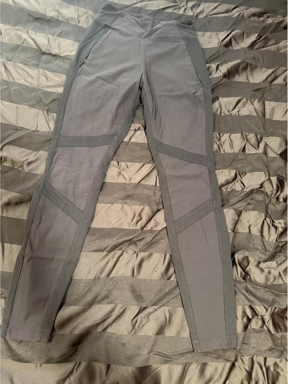 Athleta Peak Hybrid Skinny Fit Pants Black Zip Pocket Leggings‎